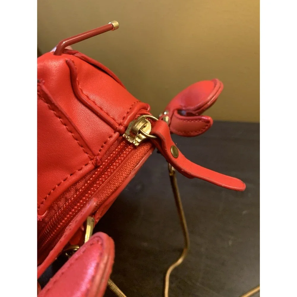 Red Novelty Lobster Shape Purse Crossbody Bag Faux Leather Gold Chain Strap